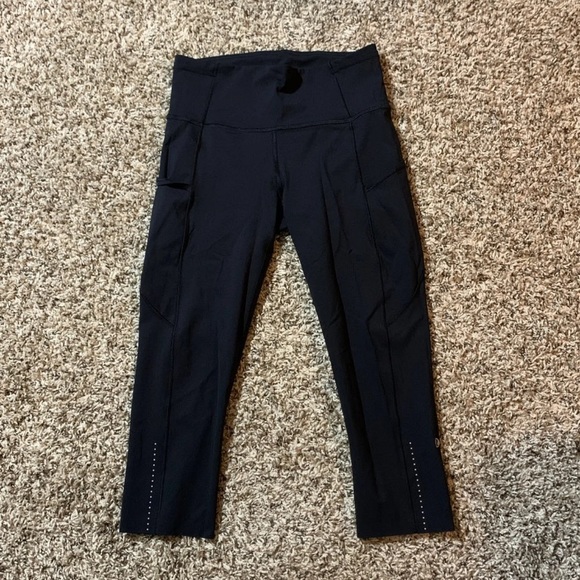 GUC lululemon fast and free crops - Picture 1 of 7